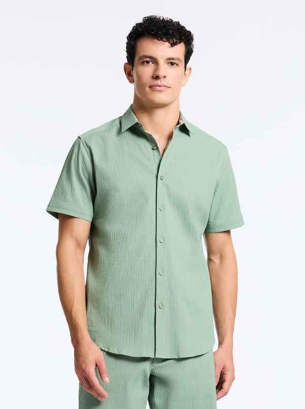 THRESHER SHORT SLEEVE BUTTON DOWN SHIRT