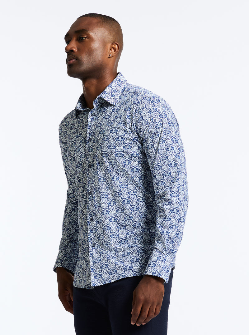 COMOROS LONG SLEEVE BUTTON DOWN SHIRT